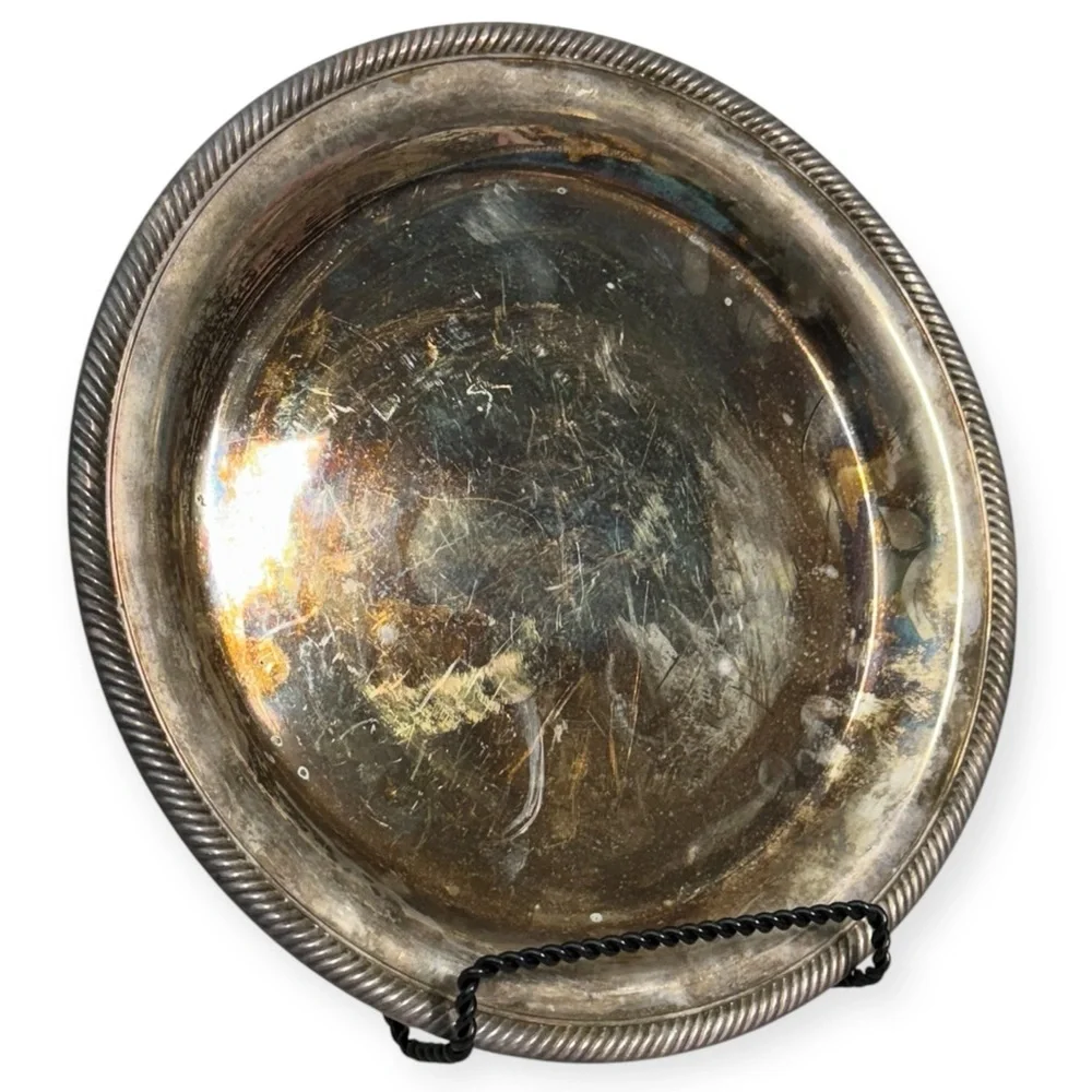 Silver Beautiful Patina Decorative Edge 12.5” Platter‎